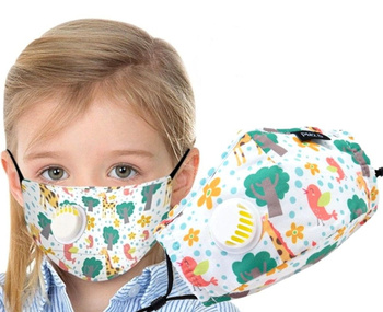 Dětská bavlněná maska ​​se vzorem žirafy