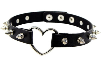 Punkový náhrdelník, kožený obojek, choker, bodce, srdce