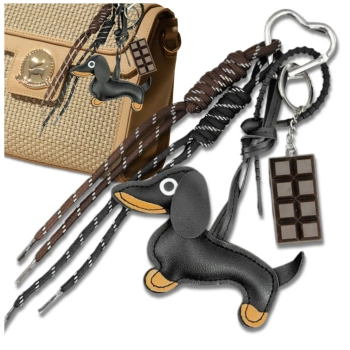 Klíčenka na sáček s klíči, kroužek na klíče, přívěsek, jezevčík, čokoládová tyčinka