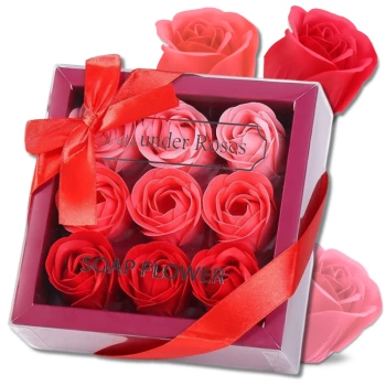 Vonné dekorativní mýdlové červené růže 9 ks. dárkový set