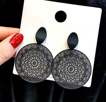 Dámské černé kruhové náušnice, geometrické kruhy